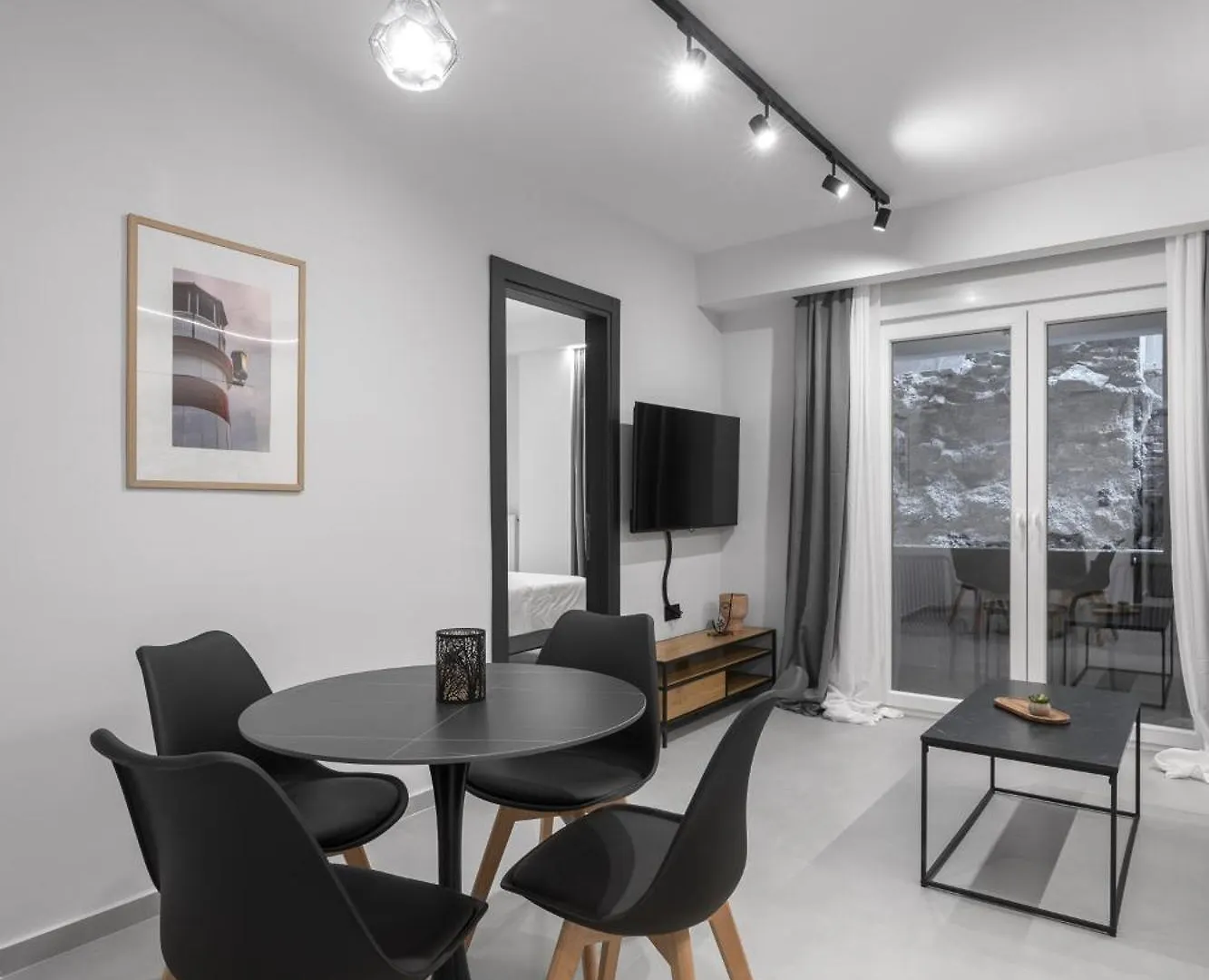 Room8, Nilie Hospitality Mgmt Salonicco Grecia
